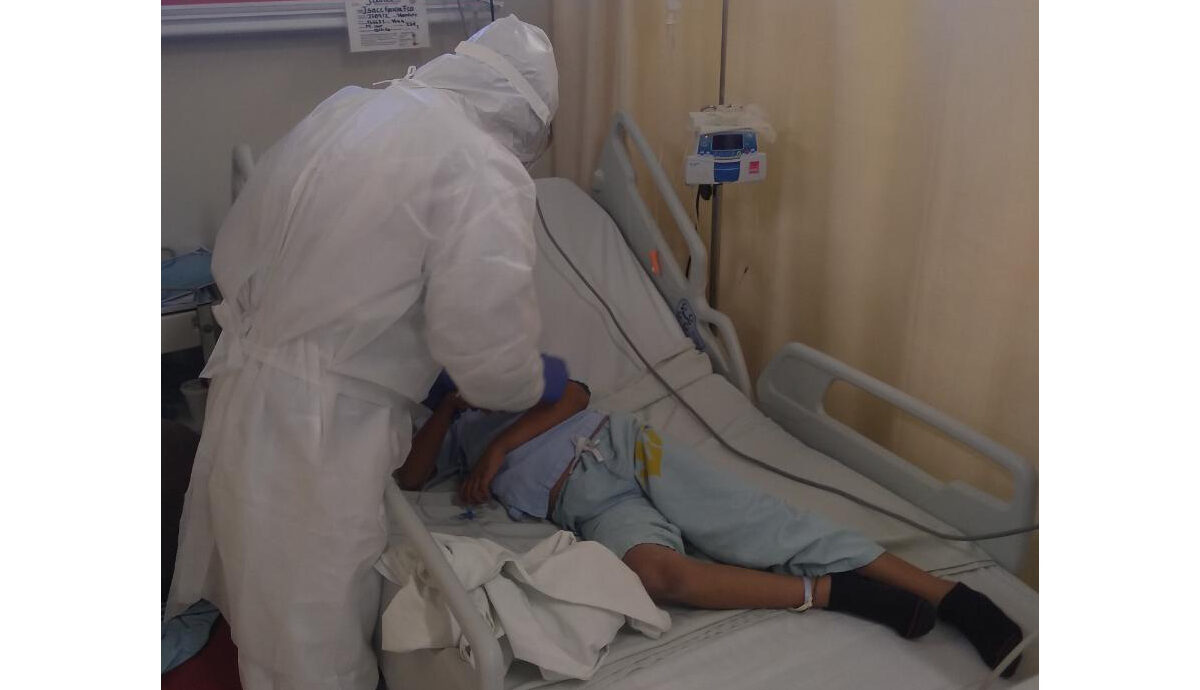 Exponen reuniones sociales a niños ante COVID-19