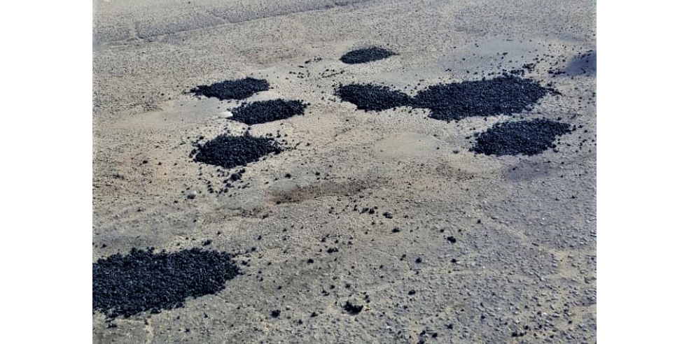 Continúan actividades de limpieza y bacheo