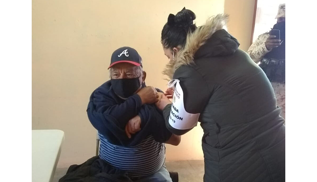 Inició este lunes vacunación contra COVID-19 para adultos mayores en 45 municipios de Sonora