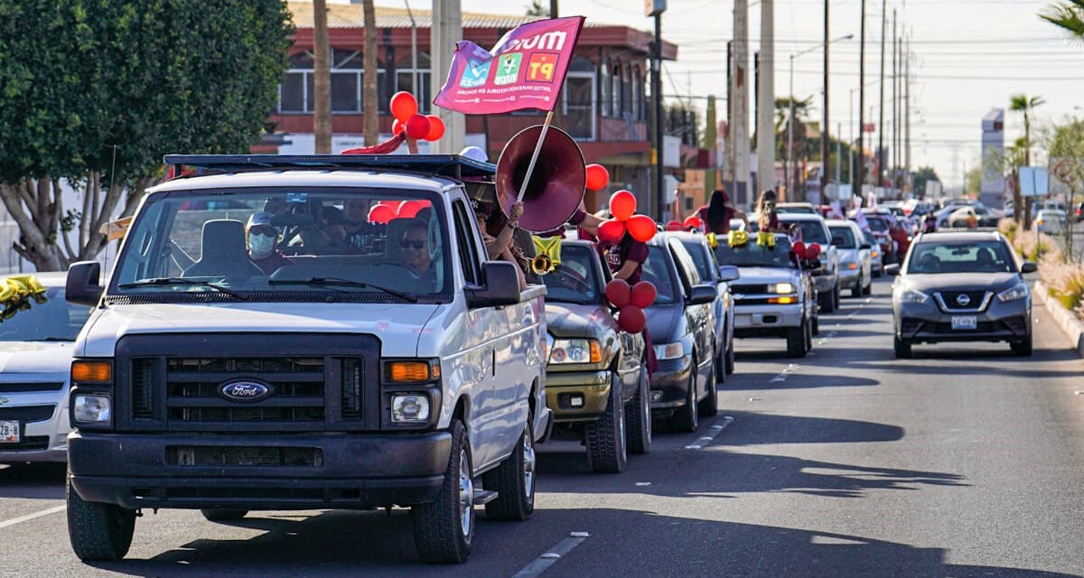 Se movilizan Morenistas sanluisinos en caravana para apoyar a Durazo