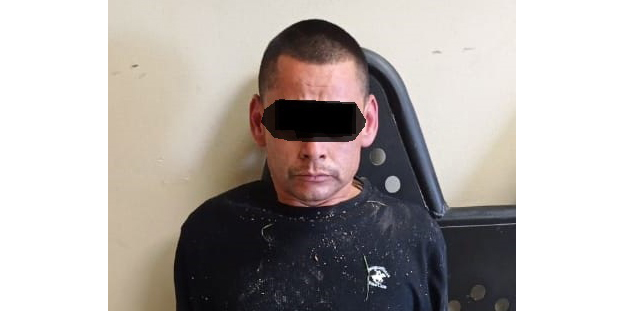 Arrestan en flagrancia a presunto roba carros