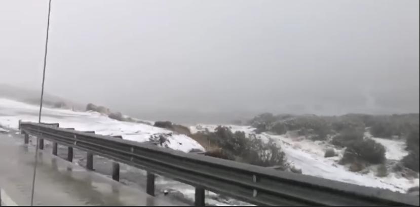 Alertan a viajeros por tormenta invernal en Baja California