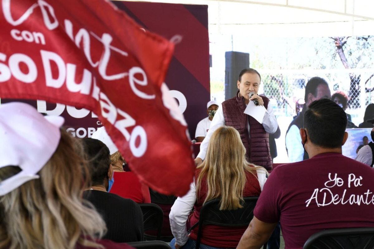 Alfonso Durazo propone aulas digitales para jóvenes y niños.