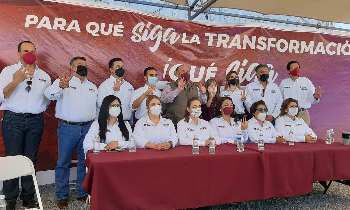 Presenta Santos a su planilla de regidores para su próximo trienio