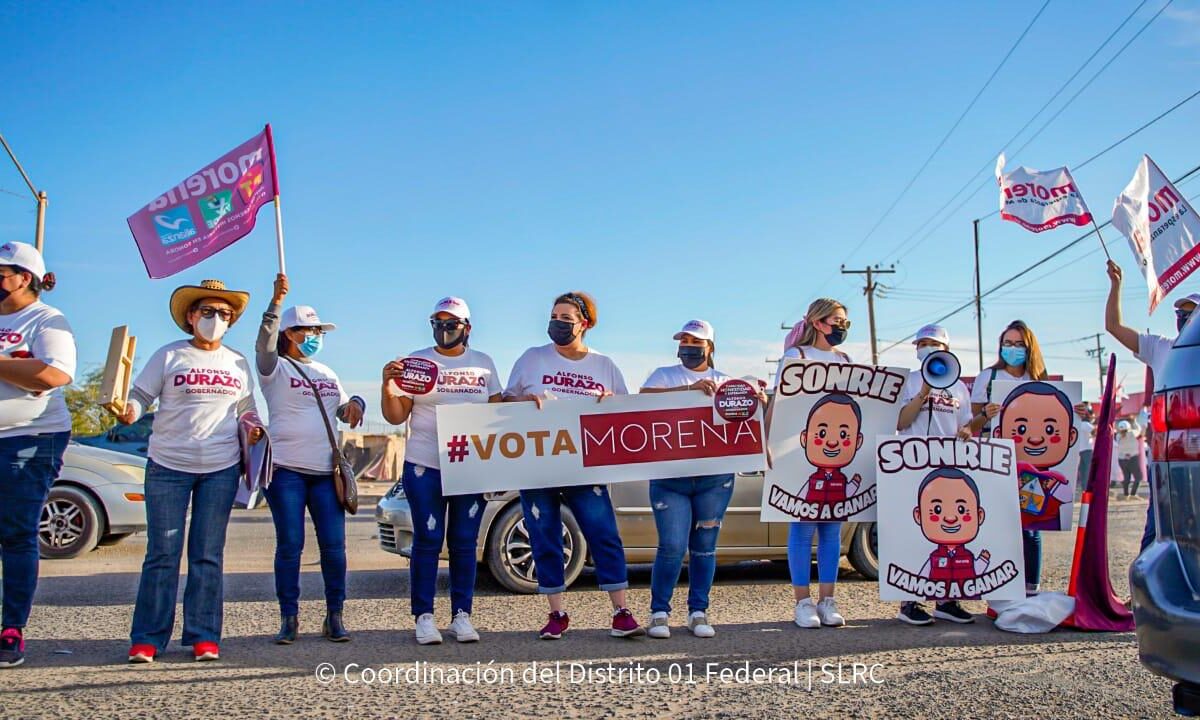 Morenistas de SLRC salen a los cruceros de la ciudad apoyar a Durazo
