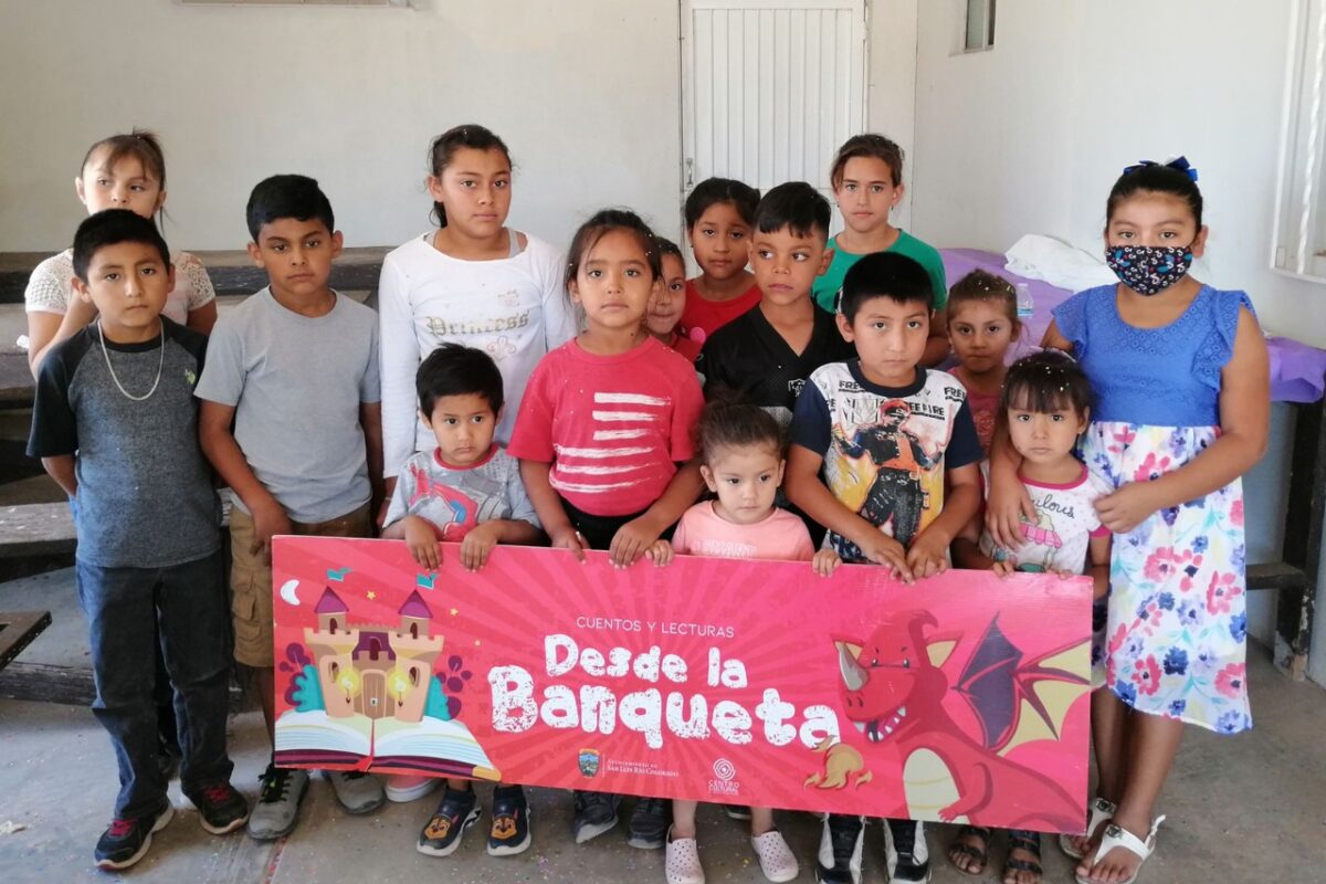 Llevan lectura y cuentos a niños Cucapá