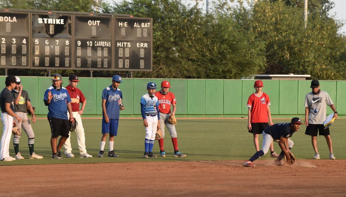 Cumple Academia de beisbol primera semana de prácticas