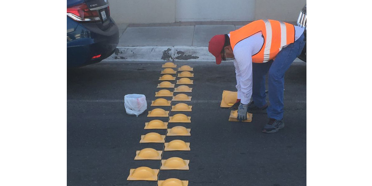 Instala Desarrollo Urbano topes y señalamientos en áreas hospitalarias