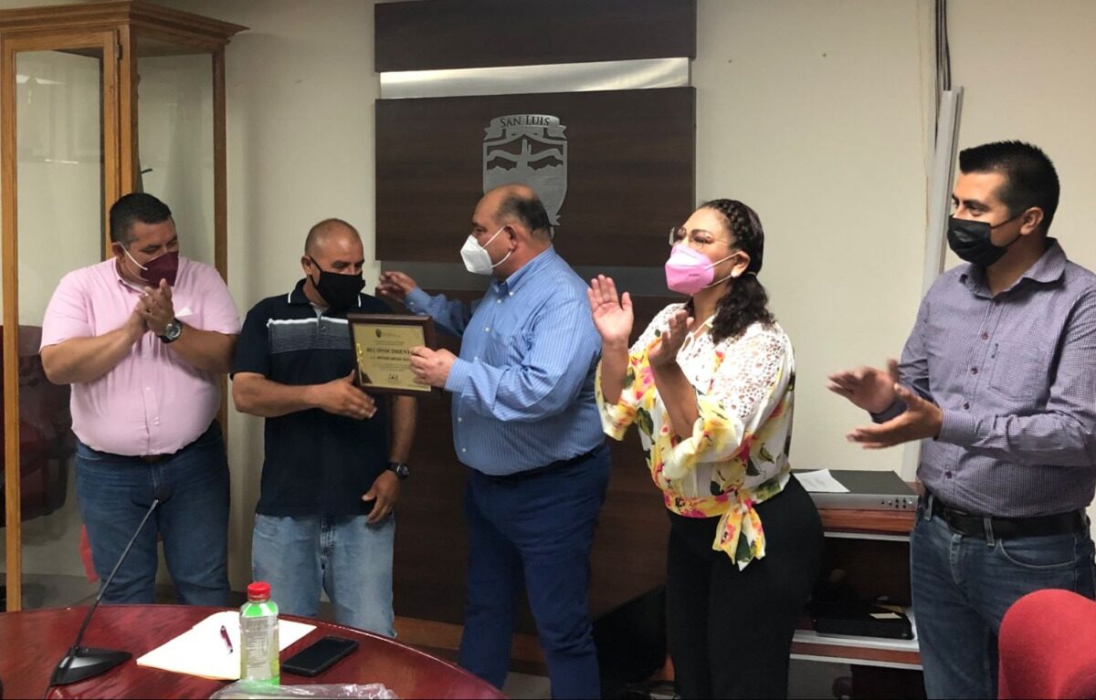 Felicita Alcalde a empleados jubilados