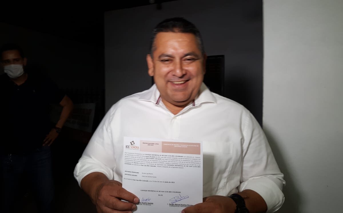 Recibe Lugo Moreno Constancia de Diputado local