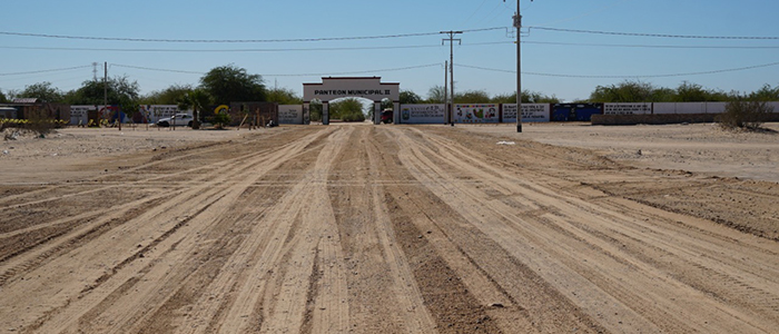 Limpia Obras Públicas perímetro de Panteón II
