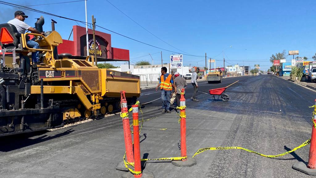 Beneficia a comerciantes recarpeteo de la 42