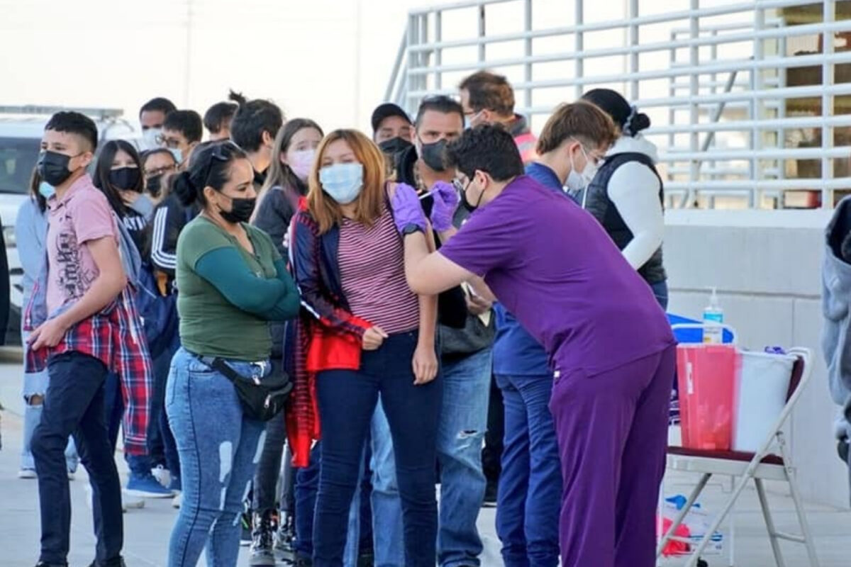 Agradece Salud Pública a participantes en jornada de vacunación a menores