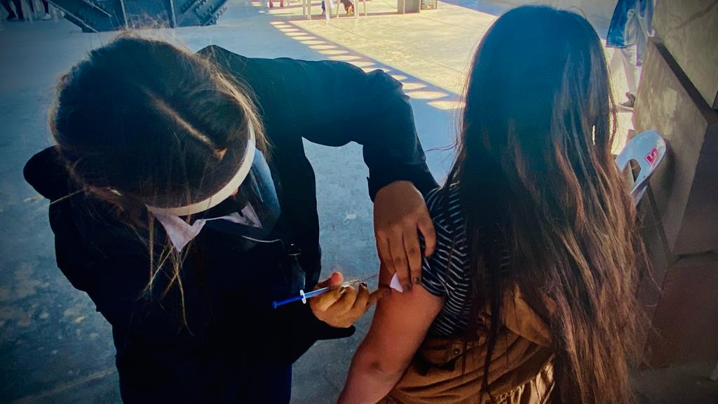 Un total de cuatro mil 331 sanluisinos inmunizados con los biológicos AstraZeneca y Pfizer