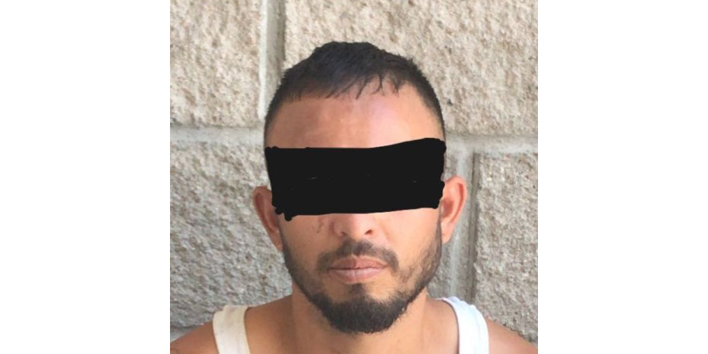 Municipales detienen a hombre violento que tenía orden de aprehensión