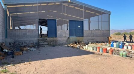Marinos y policías aseguran narcolaboratorio de “crystal” en Guaymas