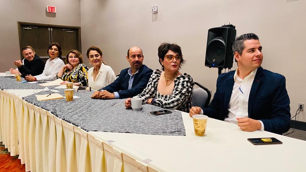 Presentan Oprode y Turismo nuevos proyectos a estudiantes de UES