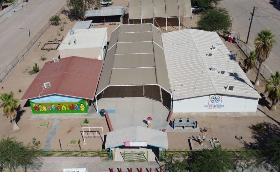 Agradece Club Rotario buena voluntad del Alcalde en apoyo a escuela