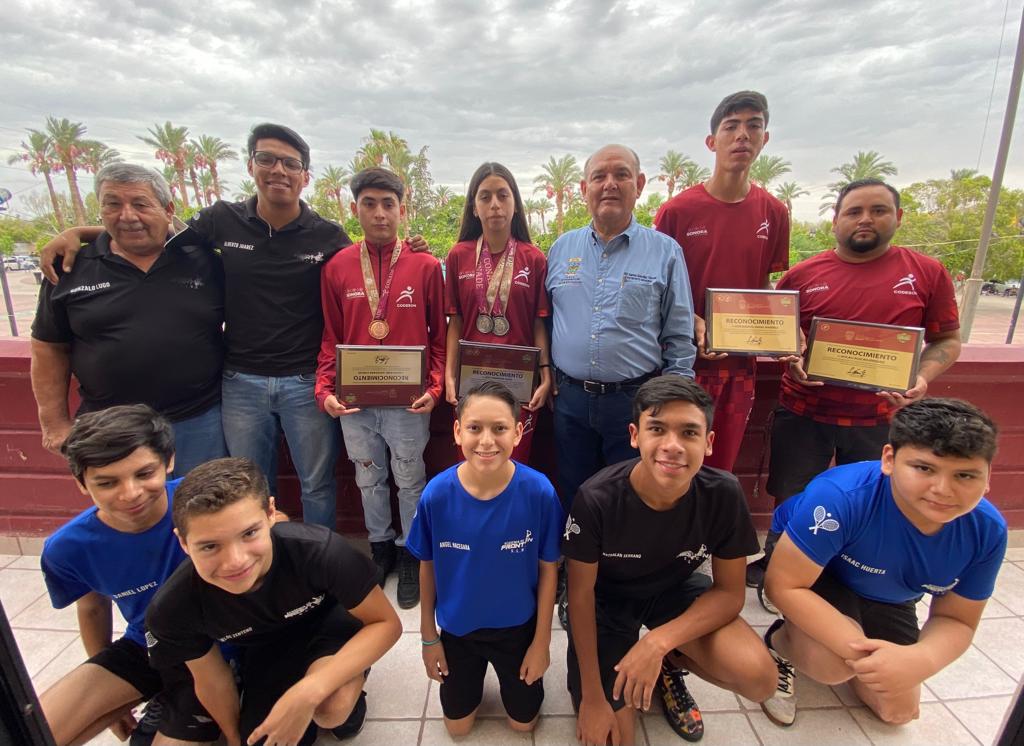 Reconoce Alcalde a deportistas destacados en Nacionales Conade 2022