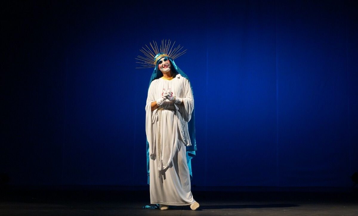 Conquista “La mama, Cabaret” el Teatro Río Colorado