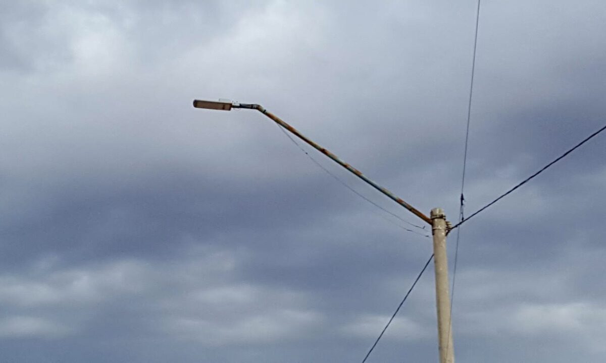 Siguen las rehabilitaciones de alumbrado público en SLRC