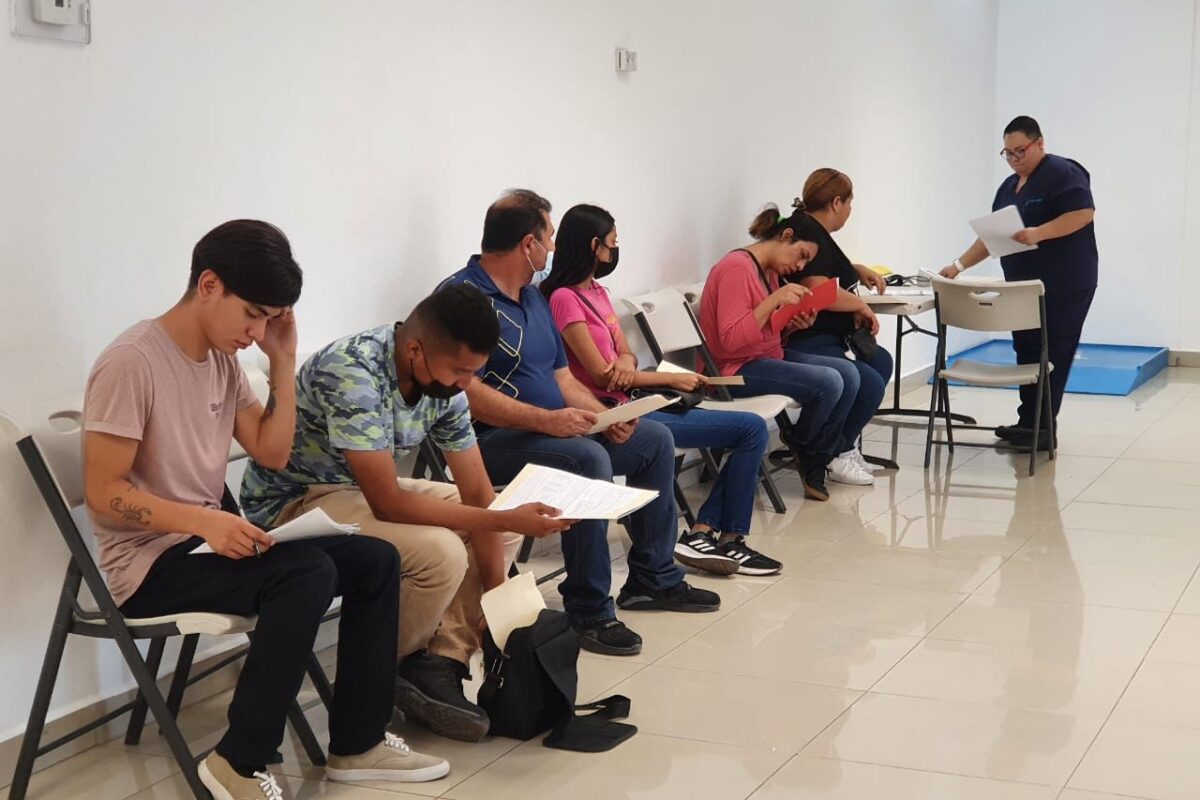 Oprode realiza feria del empleo con la fabrica Flex en SLRC