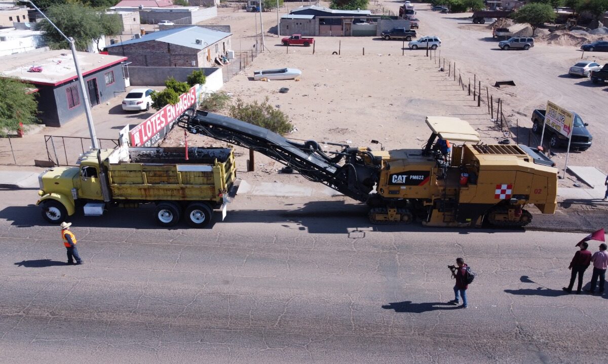Empiezan trabajos de rehabilitación de la avenida Dalias en SLRC