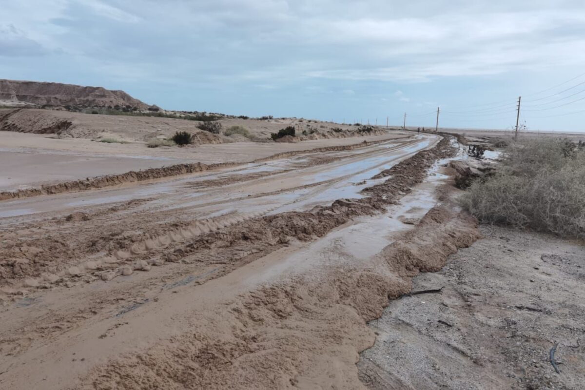 Por intensas lluvias se cierra de nuevo acceso al Golfo y a Puerto Peñasco