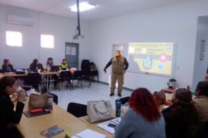 Imparte PC plática de prevención sísmica en primaria Félix Soria
