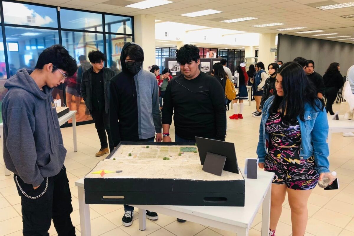 Un éxito exposición “El Museo en tu Universidad” en la UT