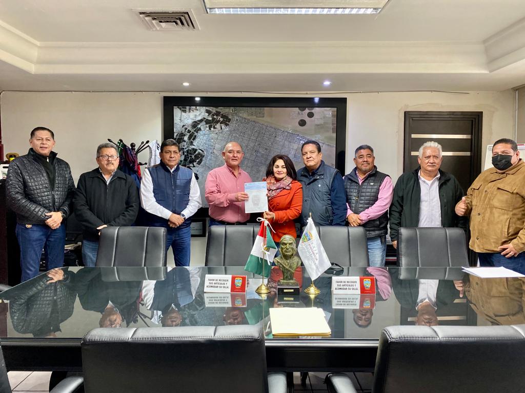 Cumple Ayuntamiento de SLRC con 2da. parte de aguinaldo a empleados municipales