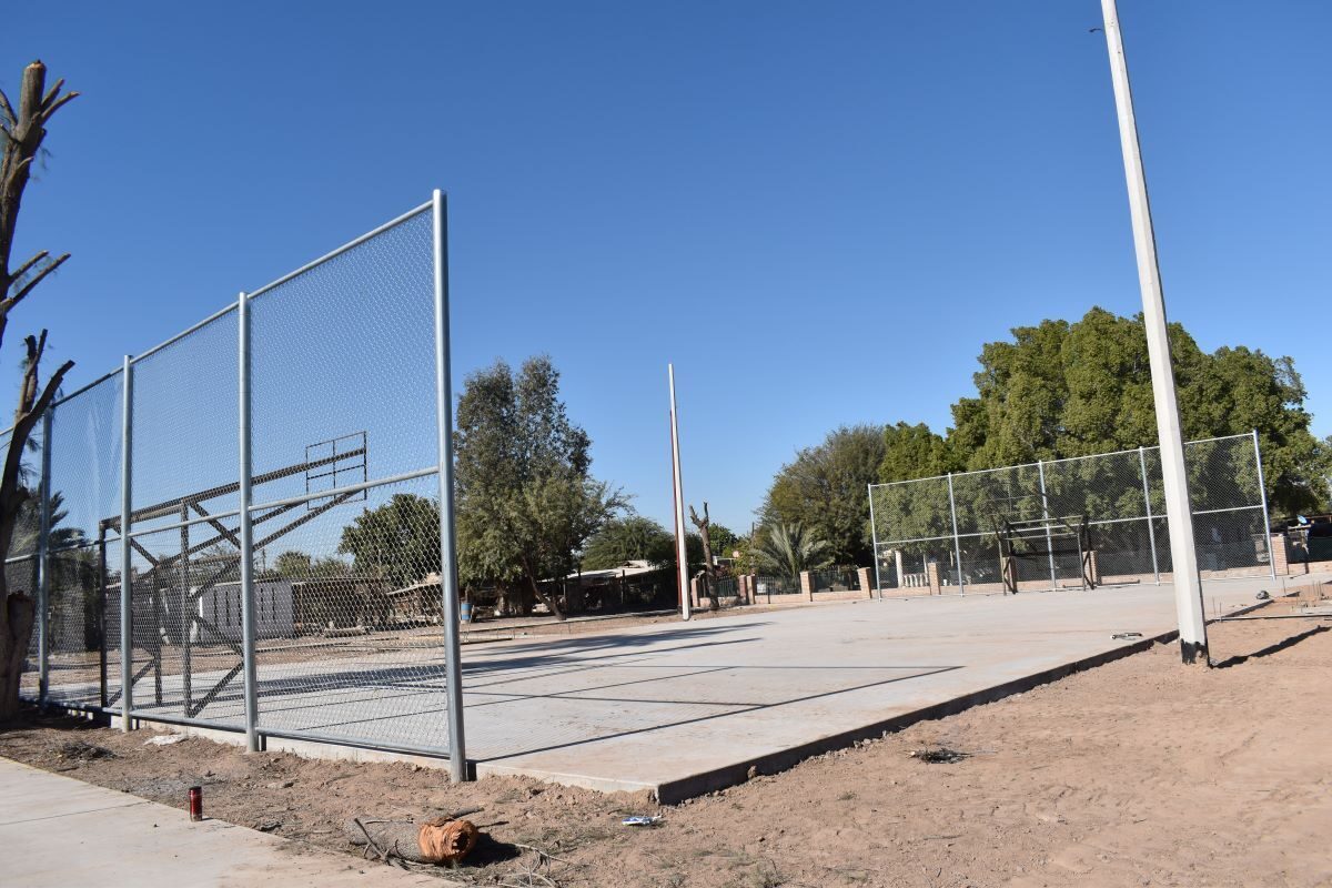 Repuntan obras de infraestructura deportiva en el valle de SLRC