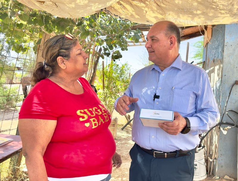 Gracias a Santos por ayudarme a escuchar: Mirna Yudith González