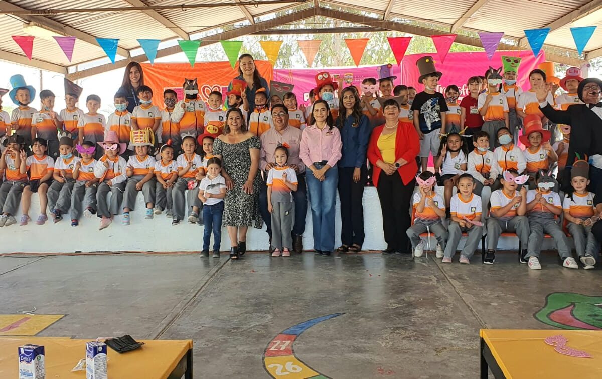 Festejan cierre de 1er. Festival de Cuenta-cuentos en SLRC