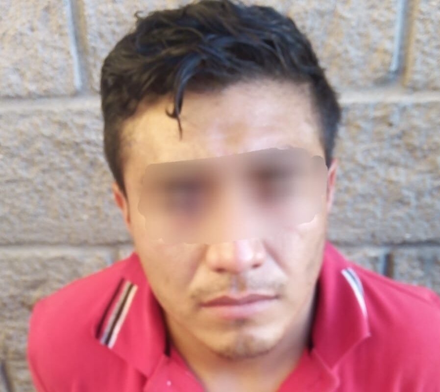 Detenido por escándalo pendiente con Fiscalía Estatal