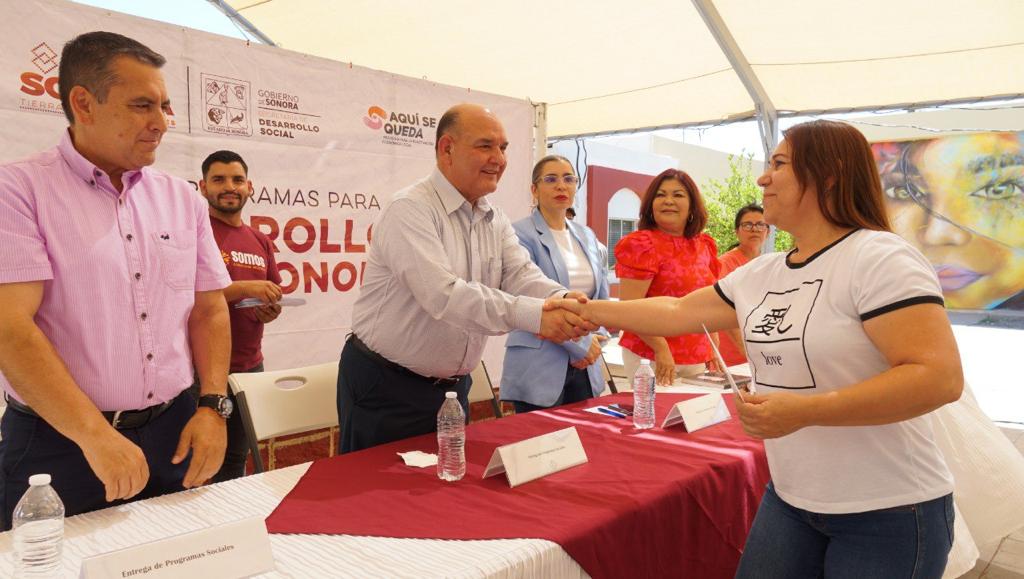 Trabajamos unidos en favor de la gente: Santos González Yescas