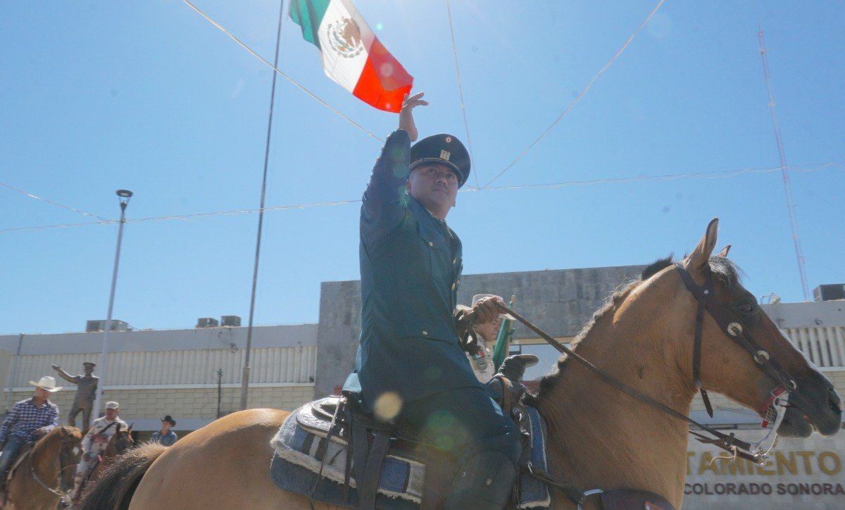 Encabeza Alcalde ceremonia de Aniversario de San Luis R.C