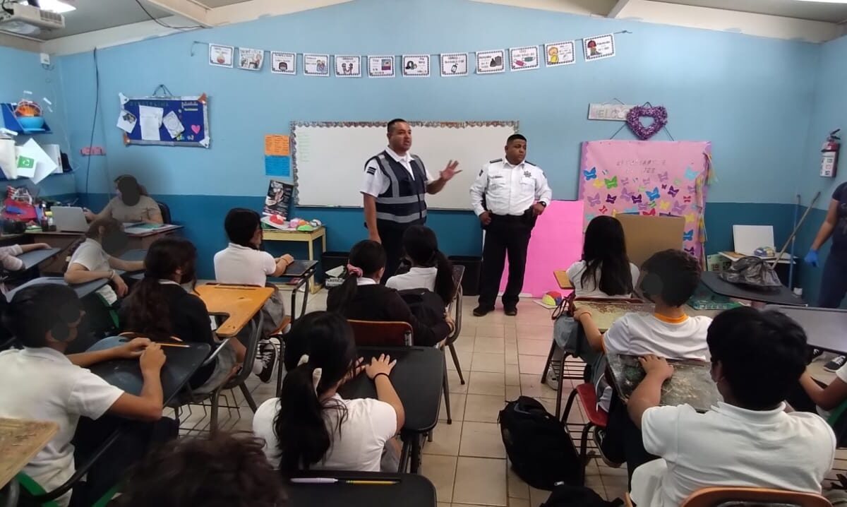 Realizan Municipales operativos de seguridad en secundarias del Valle