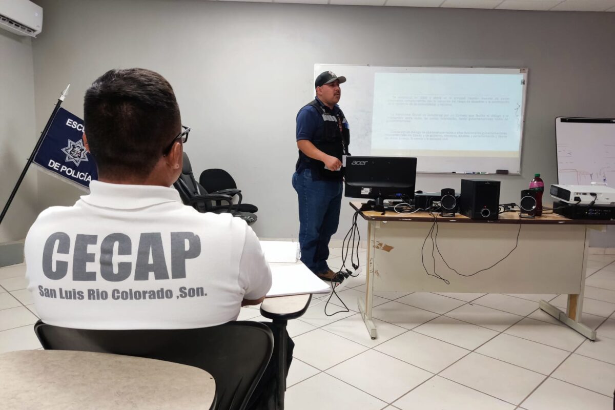 Capacita Protección Civil a cadetes de la Escuela de Policía