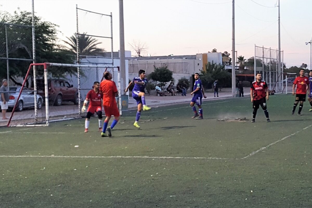 Todo un éxito el Torneo Relámpago Empresarial Fut 9