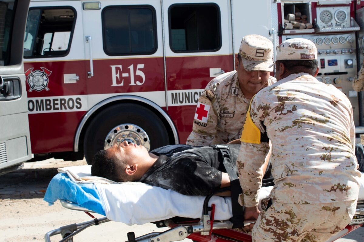 Realizan Ejército y PC simulacro de sismo