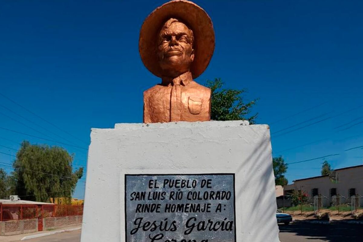 Restauran monumento a Jesús García Corona