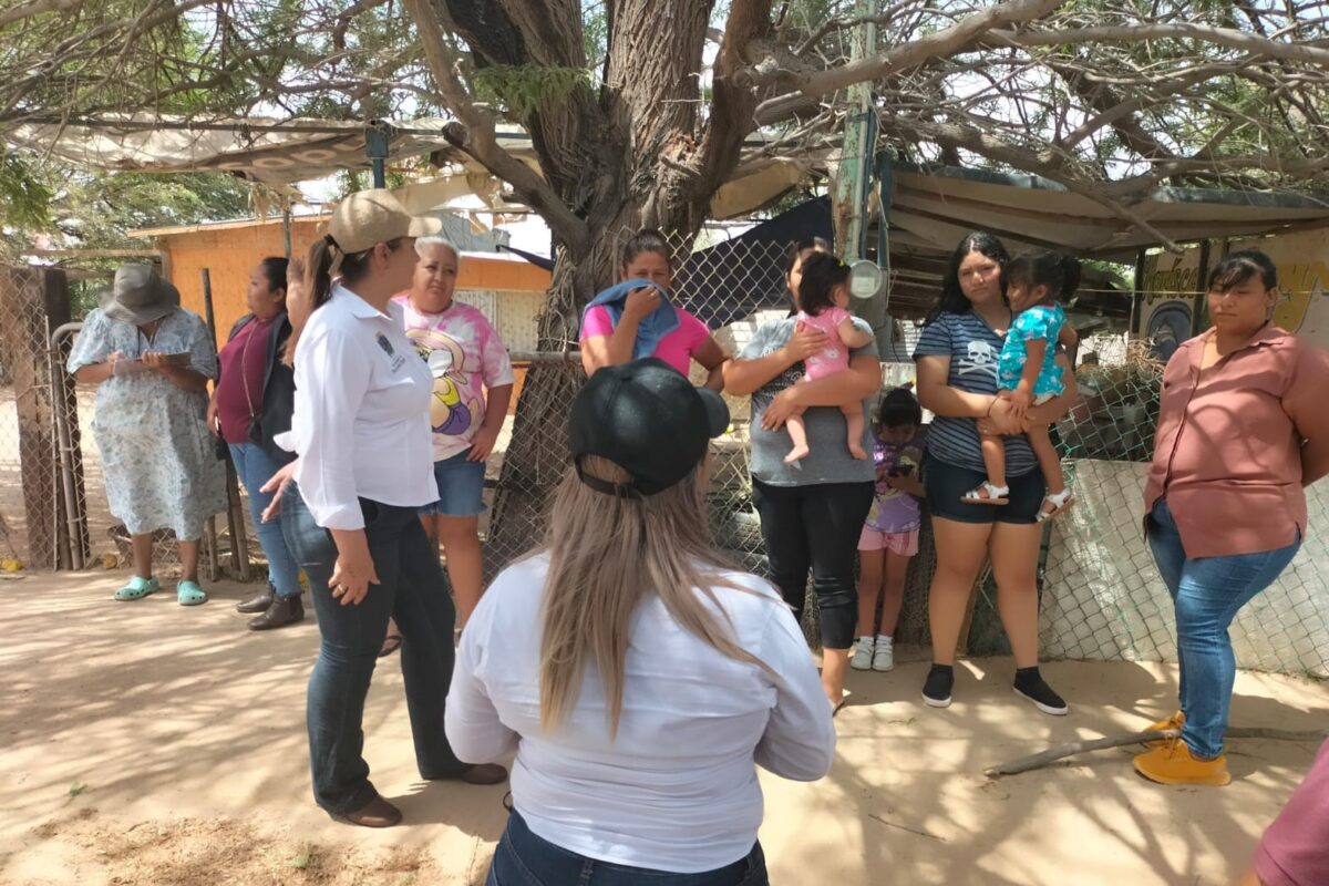 Lleva Desom apoyos a pobladores del Golfo