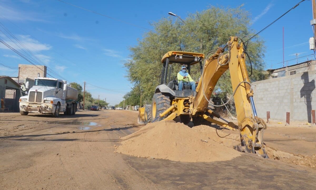Amplía Oomapas red de agua en colonia Del Bosque