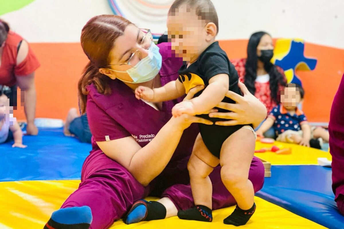 Resalta DIF Municipal beneficios de terapias físicas en UBR