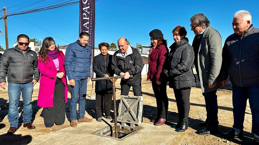 Refuerza Oomapas red de agua potable en la 10 de Abril