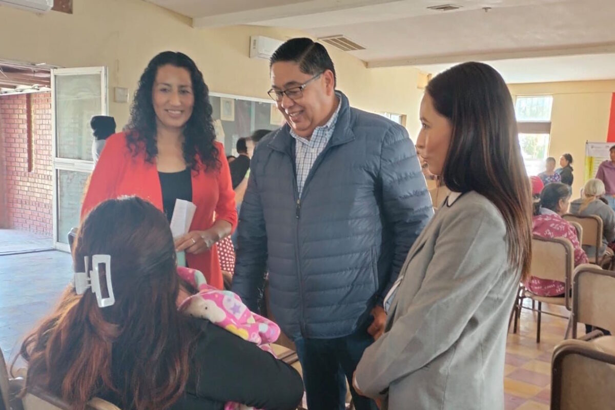 Entrega DIF Municipal más de 90 apoyos a familias de Lagunitas