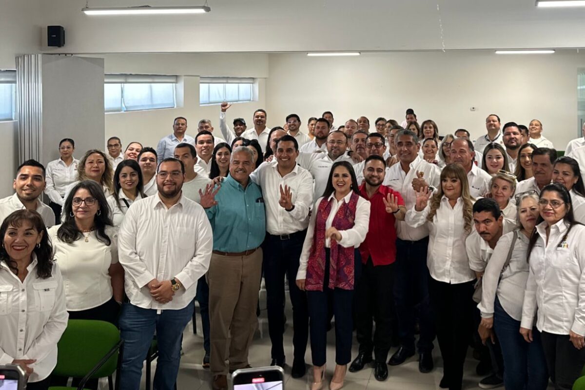 Van Celida y Froylán por las causas de los trabajadores al Senado