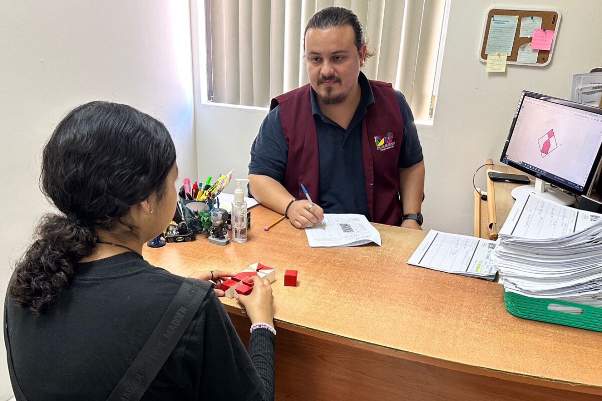 Brinda DIF terapias en Unidad Básica de Psicología