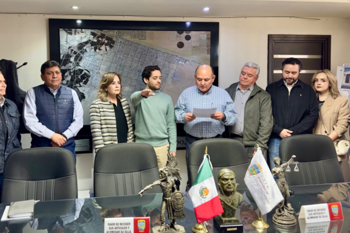 Toma protesta nuevo director de Desarrollo Económico